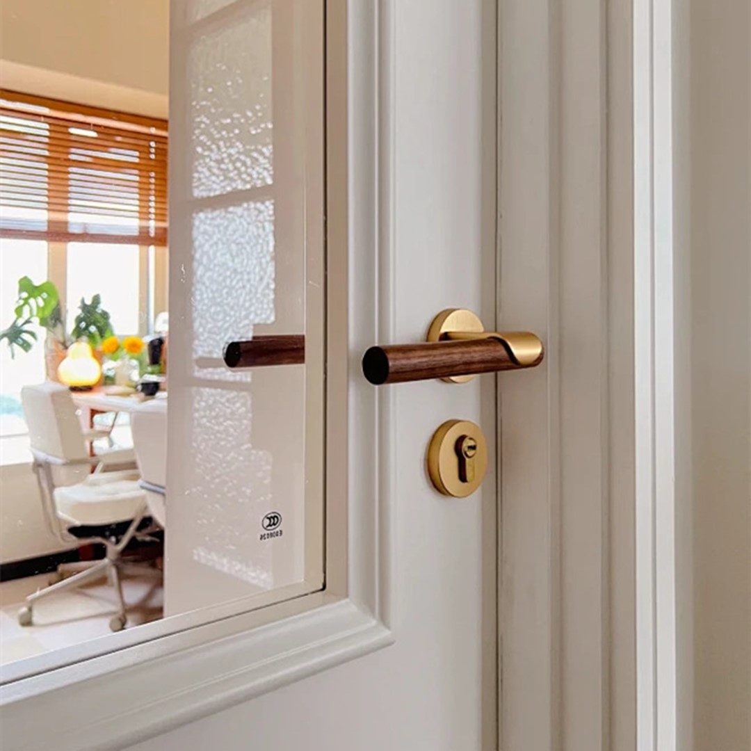 Wooden Door Handle Moisture Protection: 5 Essential Tips