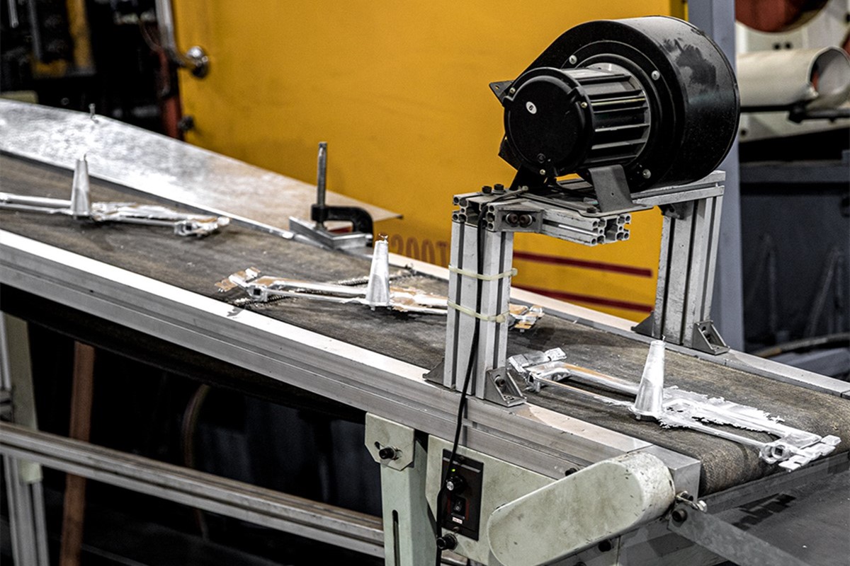 door hinge factory