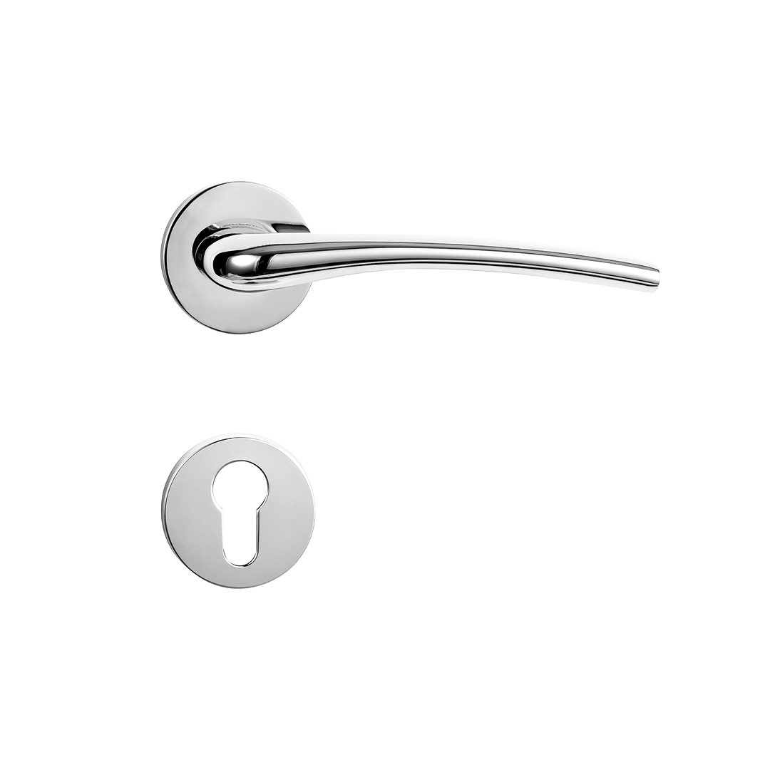 polish chrome door handle