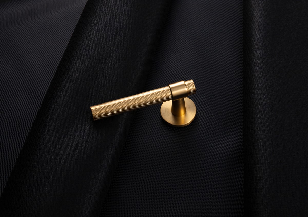 gold door handle
