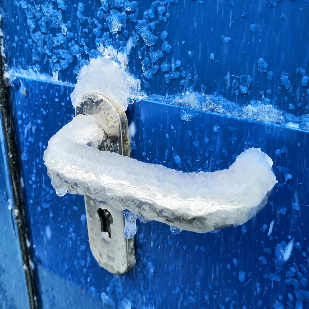 Southern Rainy vs. Northern Freezing: How Climate Affects Door Hardware + Installation Guide
